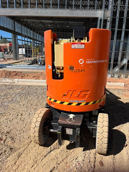 2023 JLG E300AJP