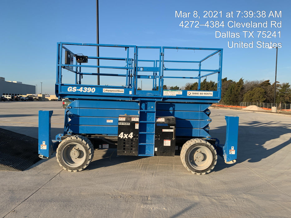 2020 GENIE GS-4390 RT