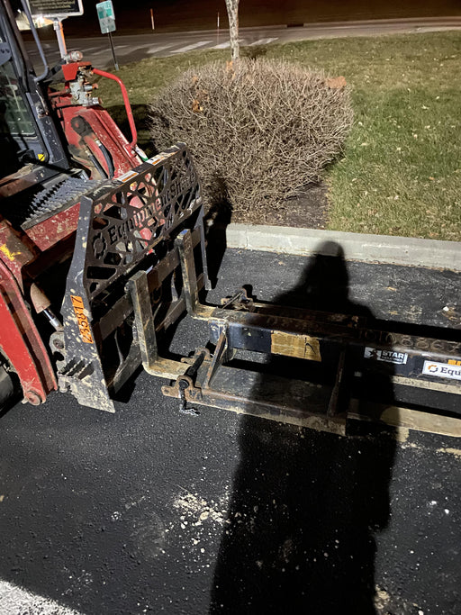 2022 PALADIN 48" Pallet Forks - Paladin