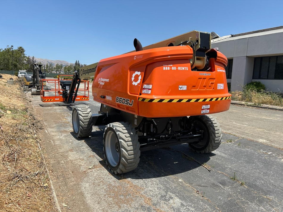2025 JLG 660SJ
