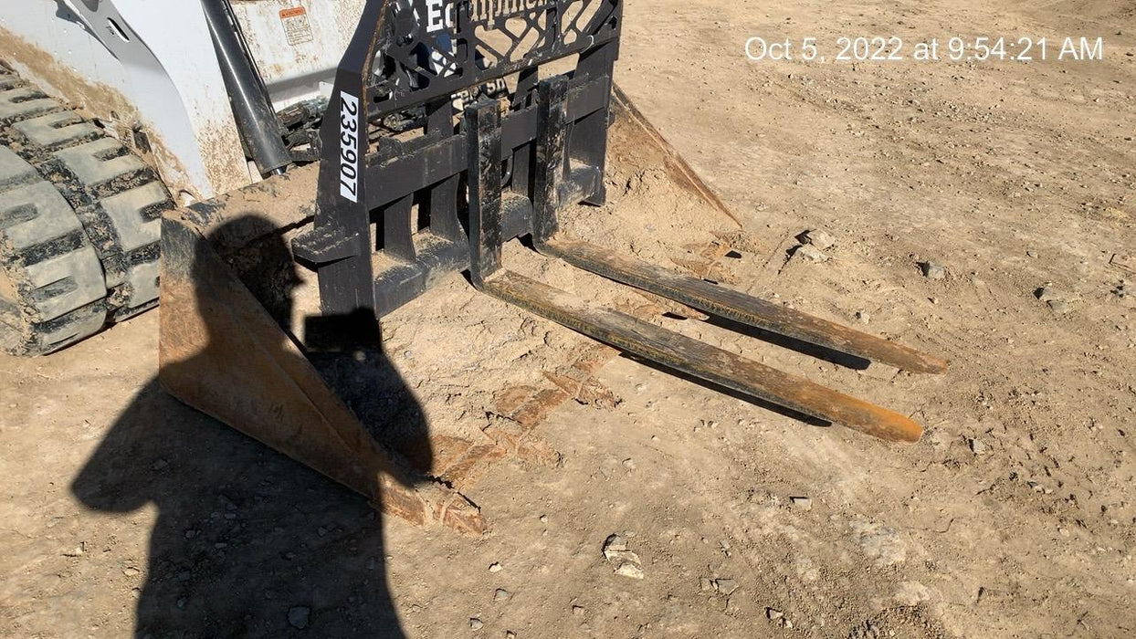 2022 PALADIN 48" Pallet Forks - Paladin
