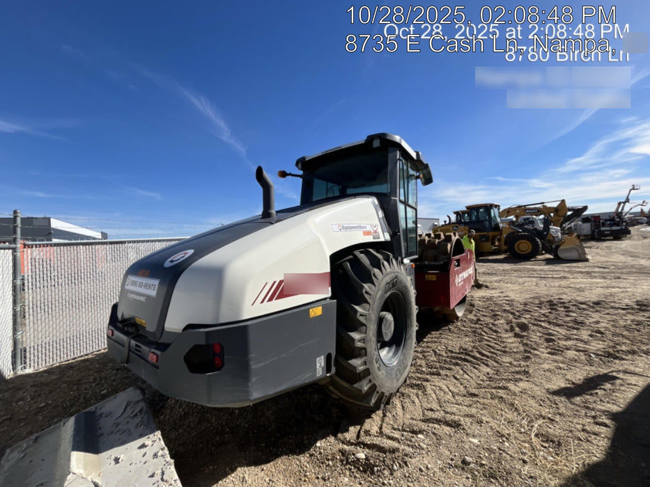 2023 DYNAPAC CA2500PD