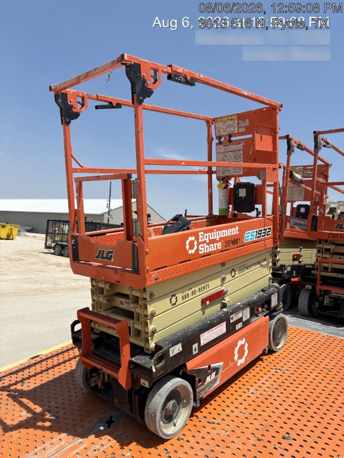 2022 JLG ES1932