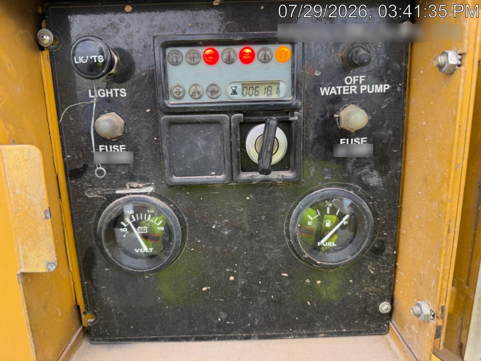 2021 Vac-Tron LP573XDT T4 Koehler Diesel Engine, 500 Gallon Debris Tank, x2 100 Gallon Water Tanks