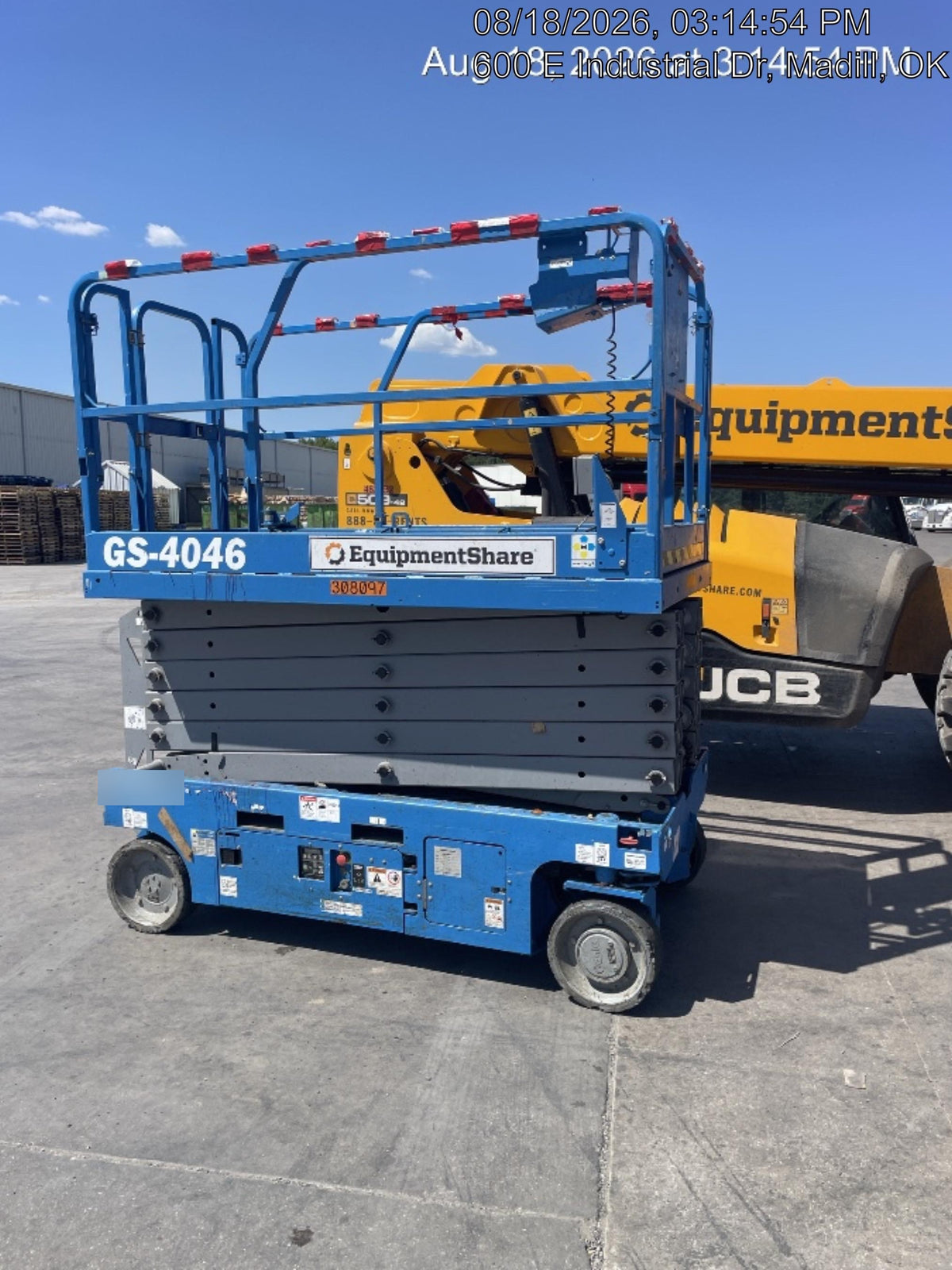 2017 Genie GS-3232 Genie GS3232 32' Scissor Lift