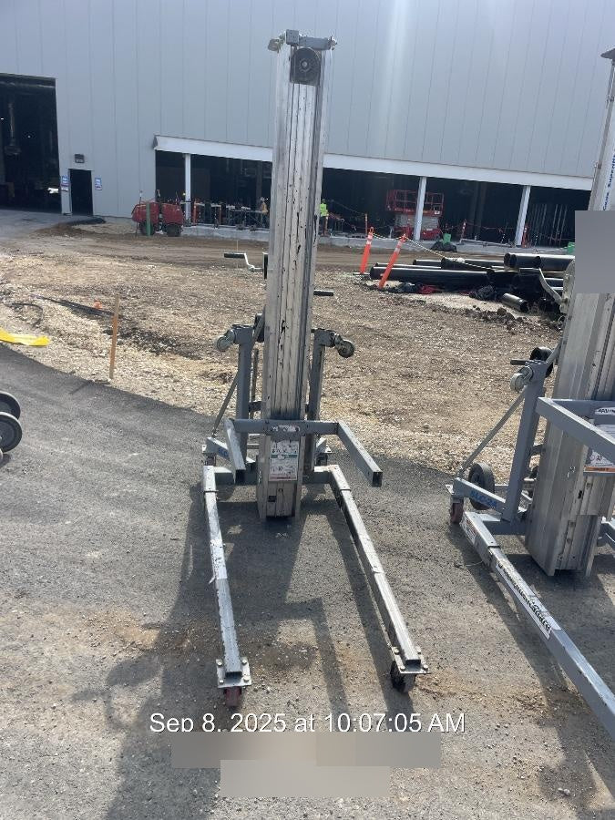 2019 GENIE SLC-24