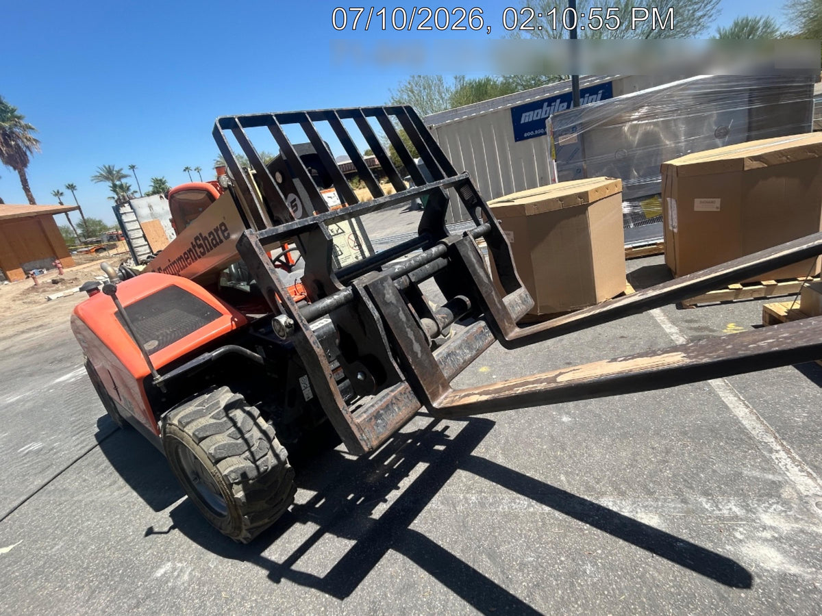 2023 JLG G5-18A
