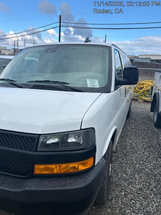 2025 CHEVROLET Express Van - Rental
