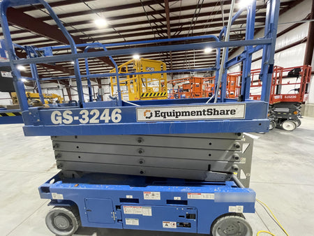 2022 GENIE GS-3246