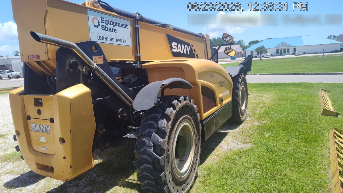 2021 SANY STH1056
