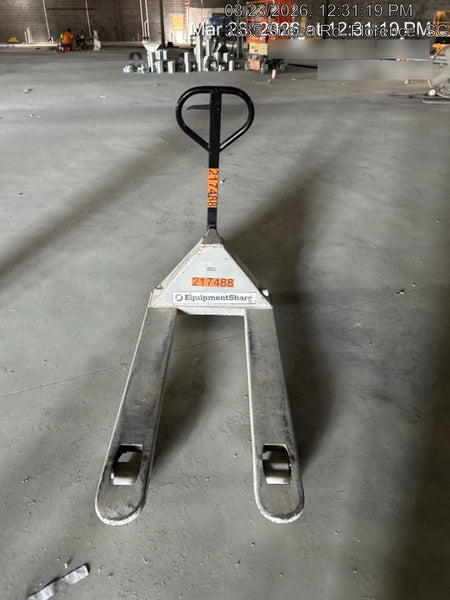 2022 ROUGHNECK 5,500lb Manual Pallet Jack - Roughneck