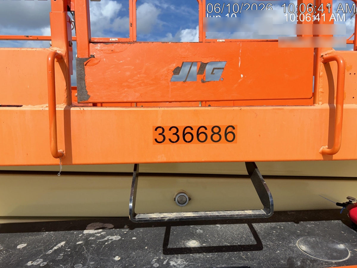 2023 JLG RT4394