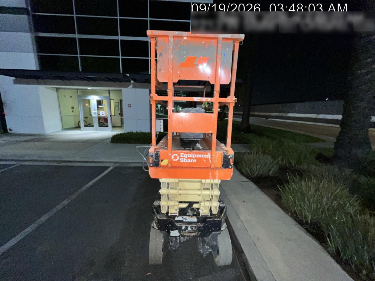 2022 JLG ES2632