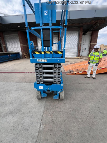 2022 GENIE GS-3232