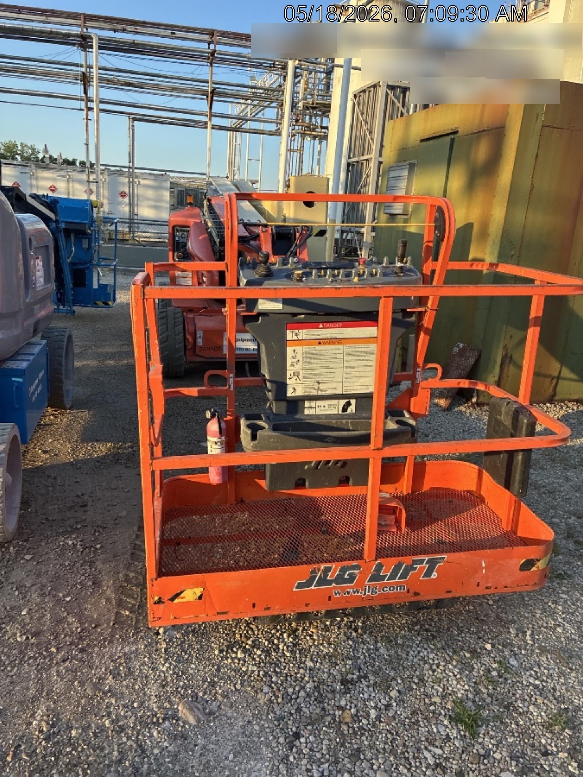 2022 JLG E450AJ