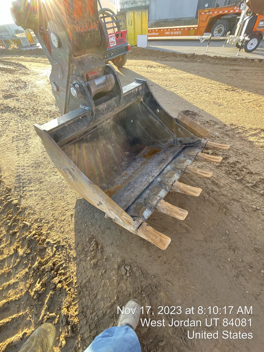 2022 GEITH 48" Bucket 25k - 35k - Geith