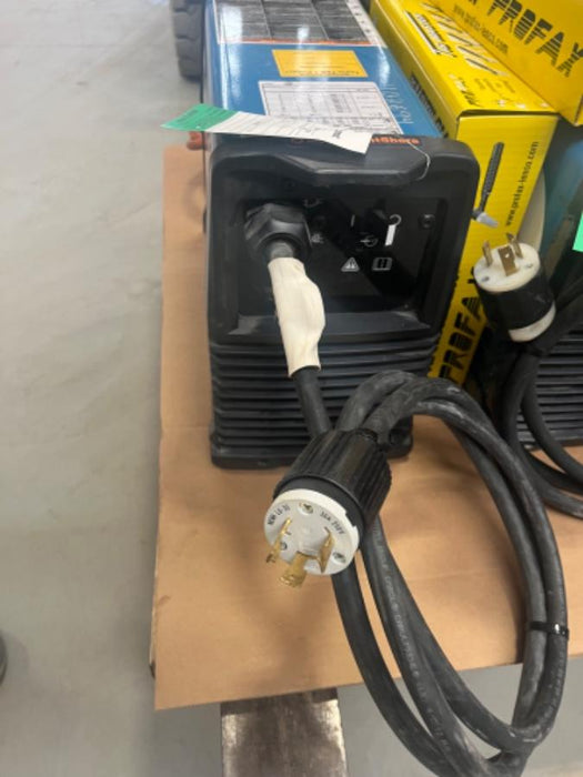 2024 MILLER ELECTRIC Maxstar 210 STR