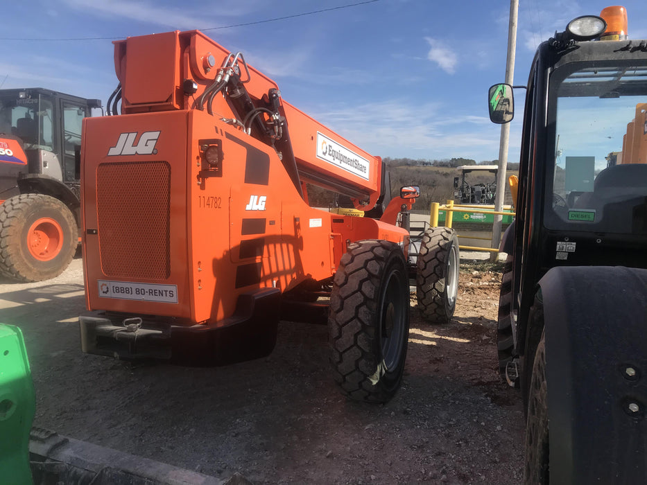 2020 Skytrak 8042 74 Hp, FF Tires, Work Lights, Beacon, Aux Hydraulics, Back up Alarm, Lifting Eye, ES Decals