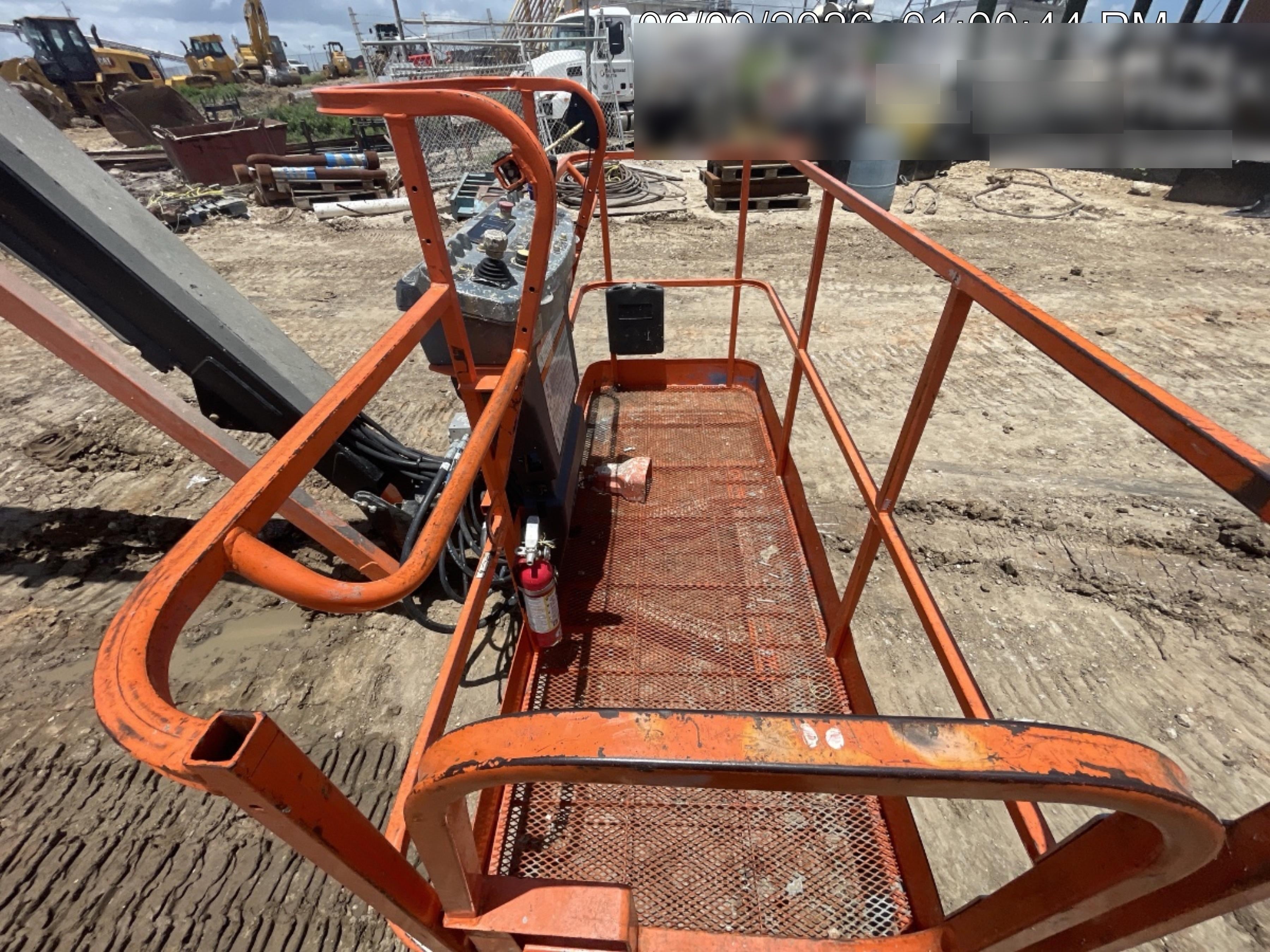 2021 JLG 660SJ Quad Track