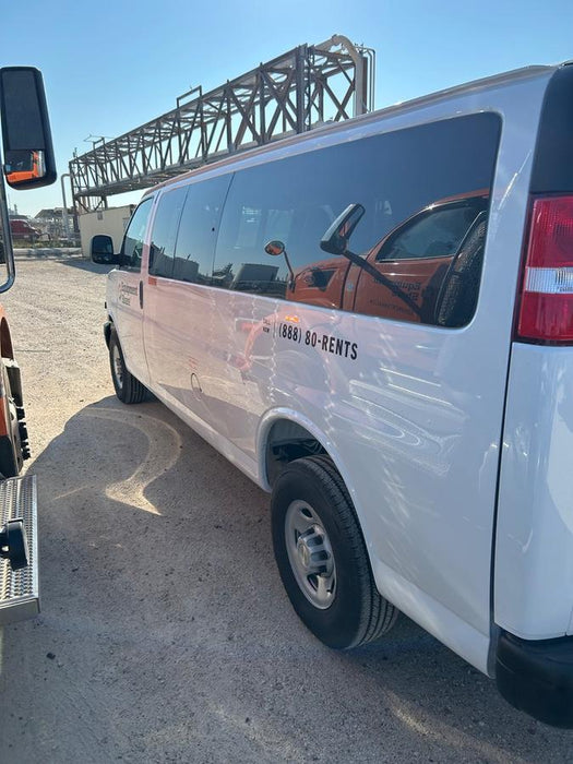 2025 CHEVROLET Express Van - Rental