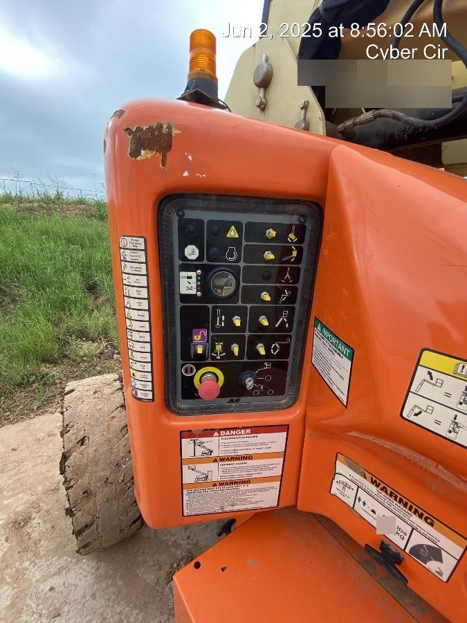 2019 JLG E450AJ