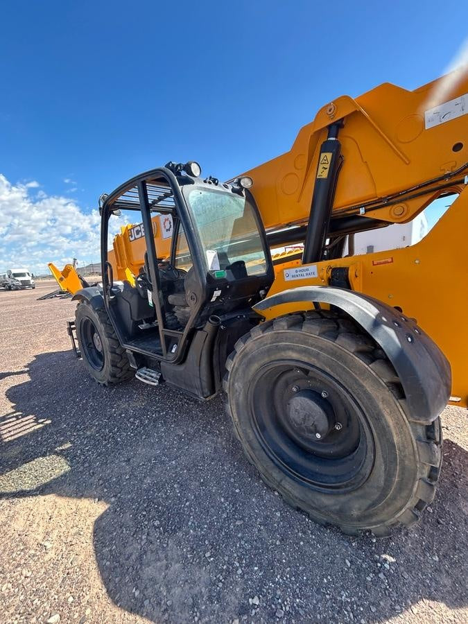 2022 JCB 512-56