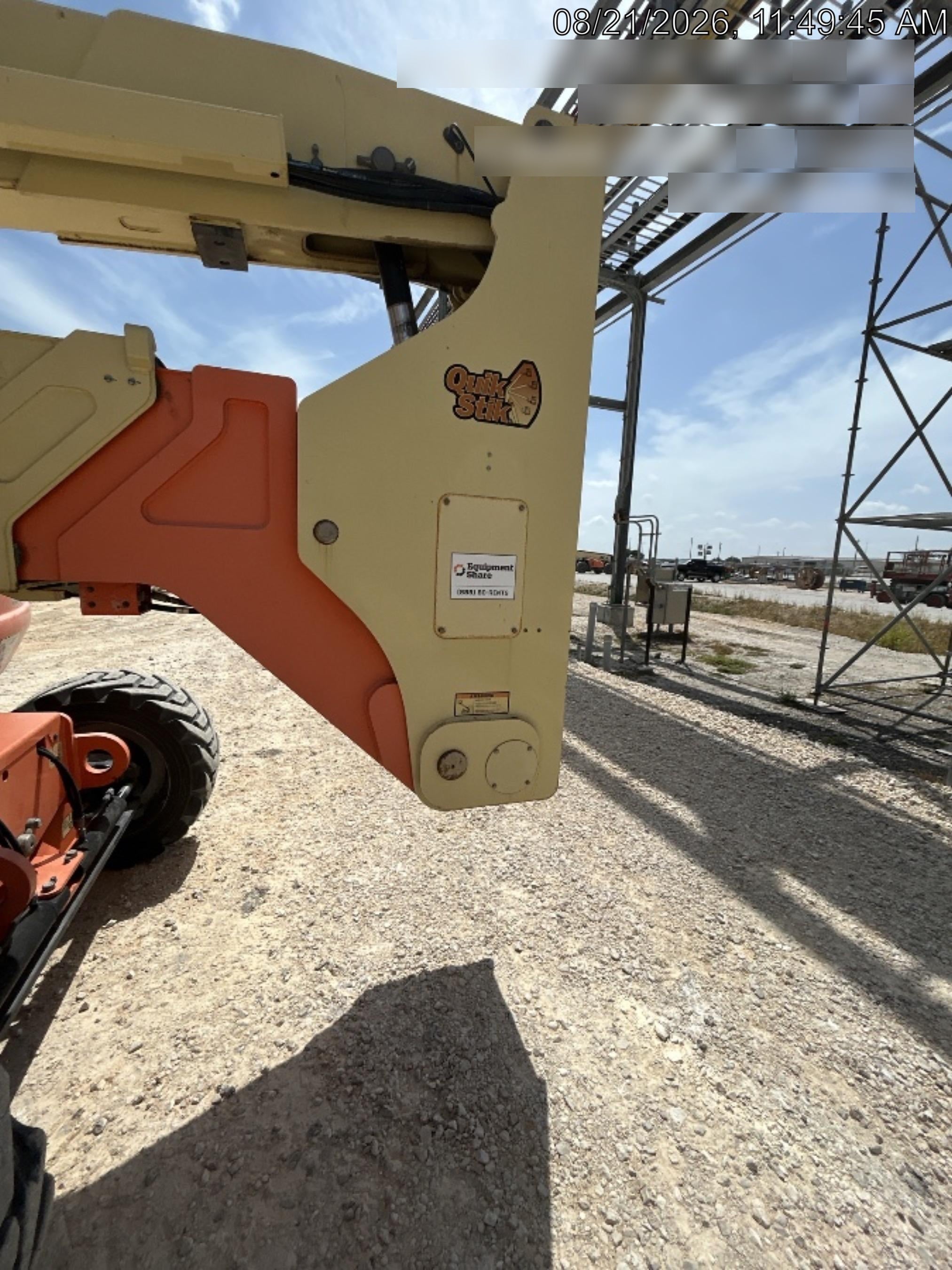 2020 JLG 800AJ
