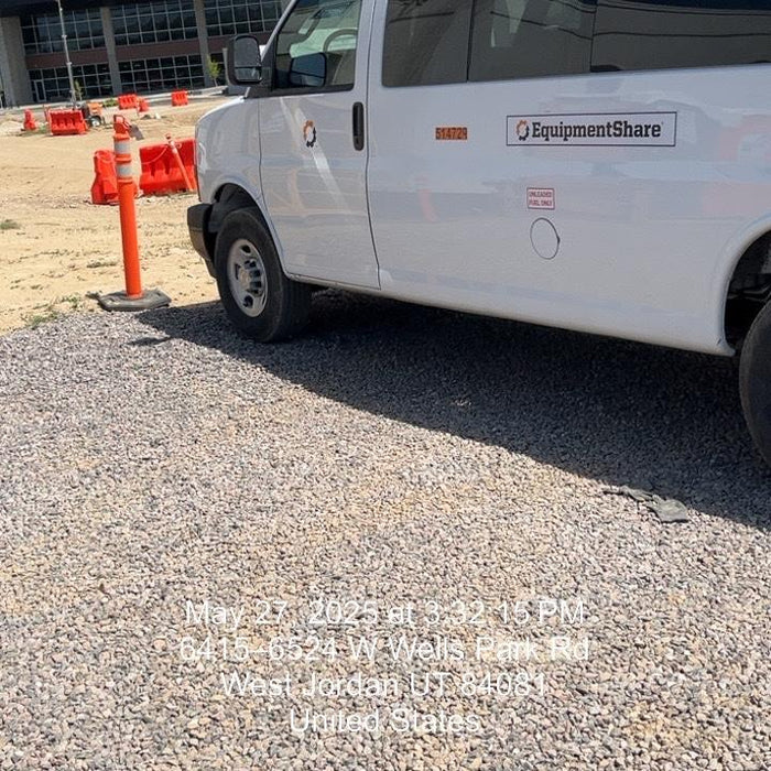 2025 CHEVROLET Express Van - Rental