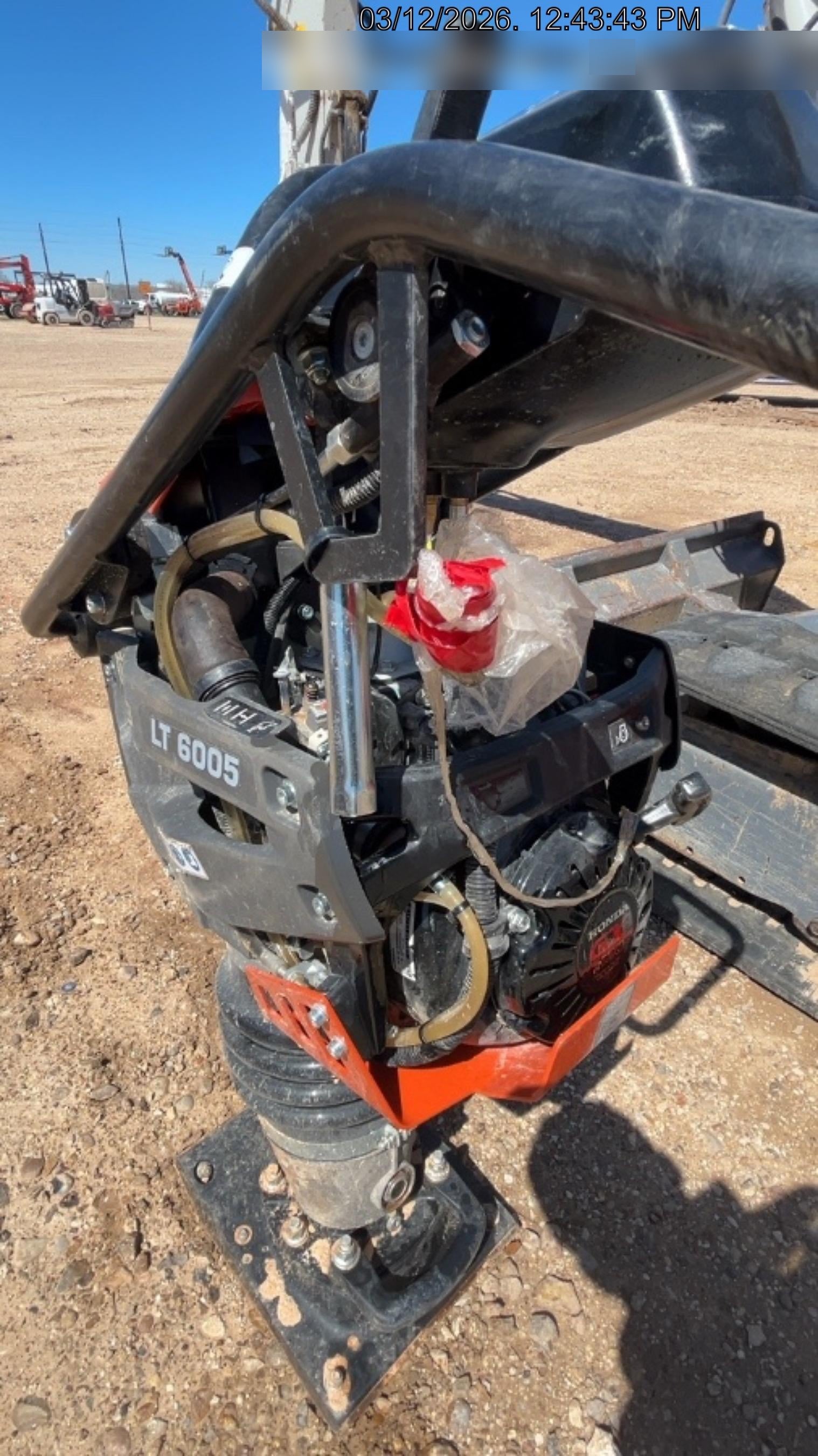 2024 HUSQVARNA LT6005