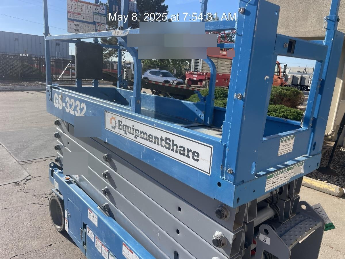 2019 Genie GS-3232 Standard Options