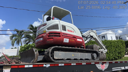 2023 TAKEUCHI TB250-2R