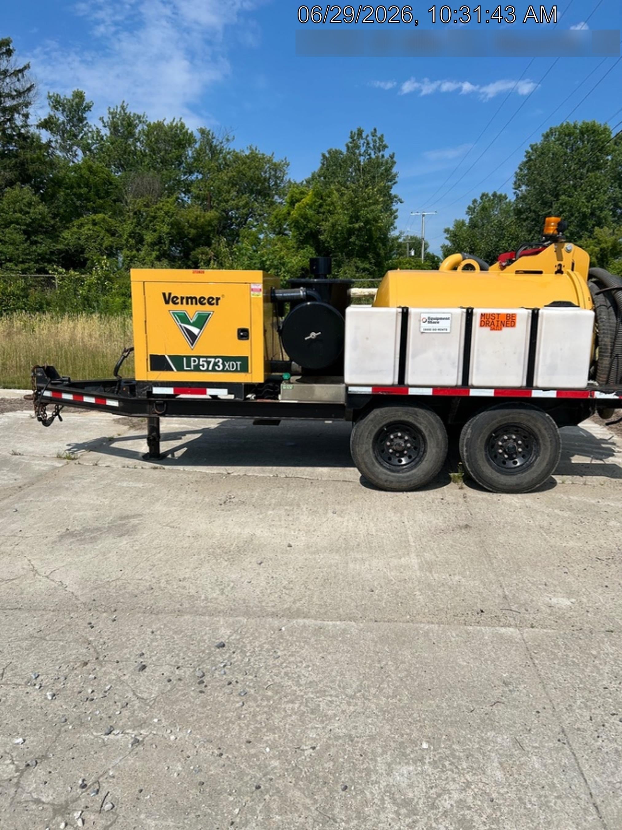 2023 VAC-TRON LP573XDT