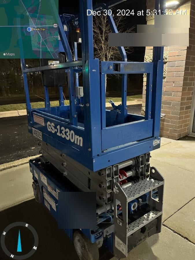 2021 GENIE GS-1330m