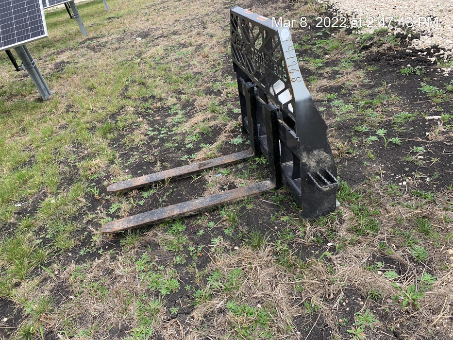 2021 PALADIN 48" Pallet Forks - Paladin