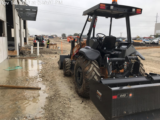 2019 Case 570N EP Canopy, 4WD, GP Front Bucket, Dual Tilt Cylinder, 84" Box Blade w/ Scarifier, Wheel Weights, Beacon