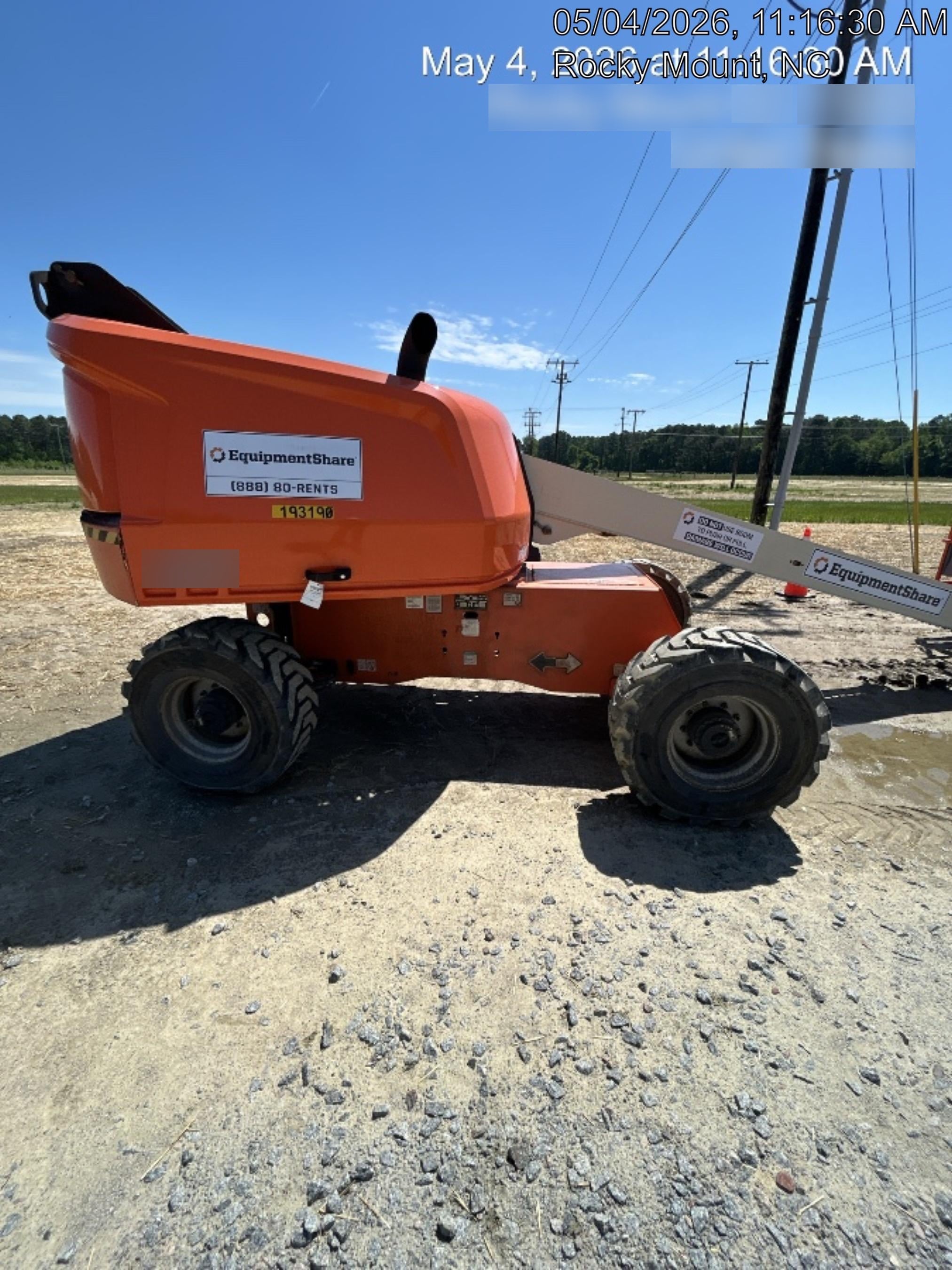2021 JLG 400S