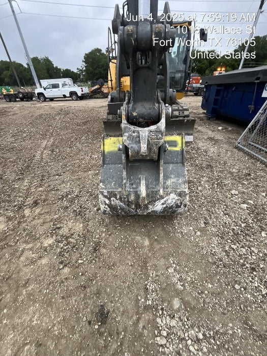 2025 JOHN DEERE 36" Bucket, Excavator 25,000 - 35,000 John Deere