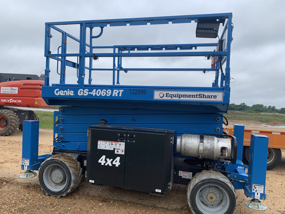 2020 GENIE GS-4069 RT