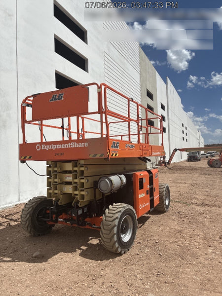 2023 JLG RT4394
