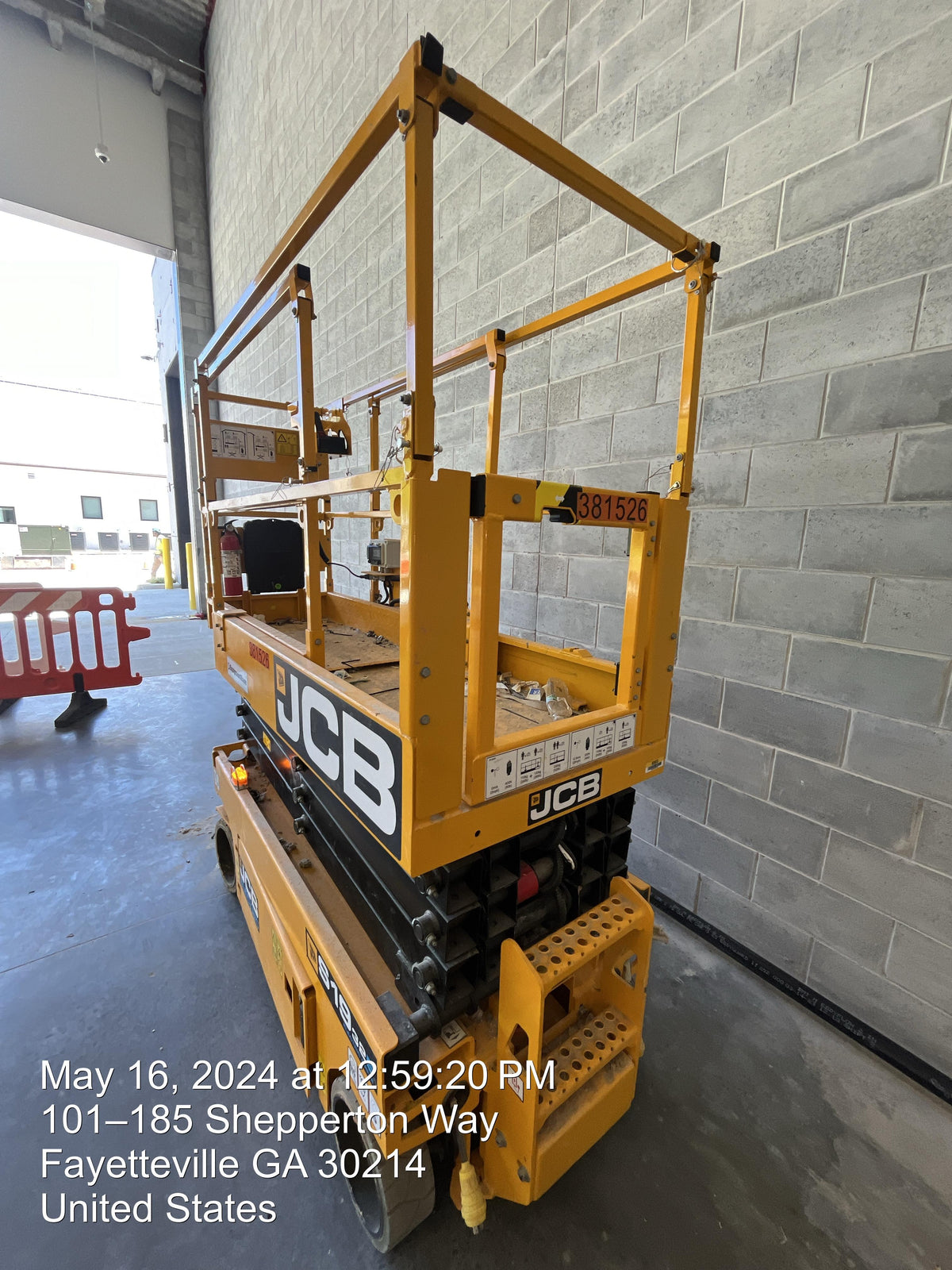 2024 JCB S1932E