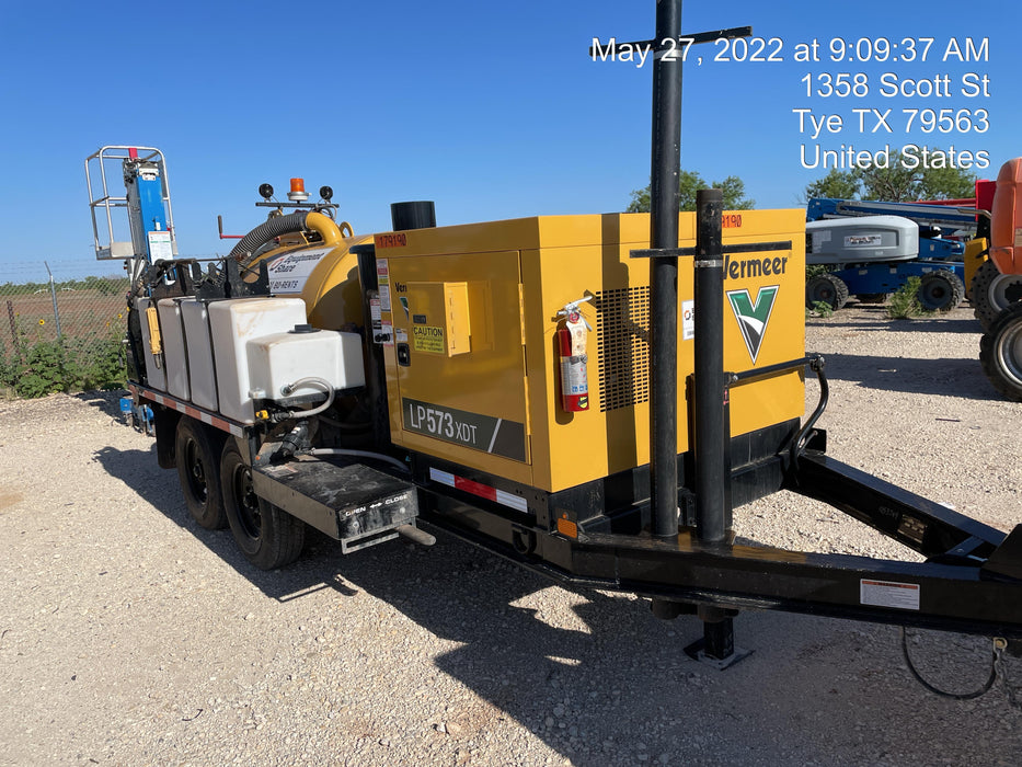 2021 Vac-Tron LP573XDT T4 Koehler Diesel Engine, 500 Gallon Debris Tank, x2 100 Gallon Water Tanks