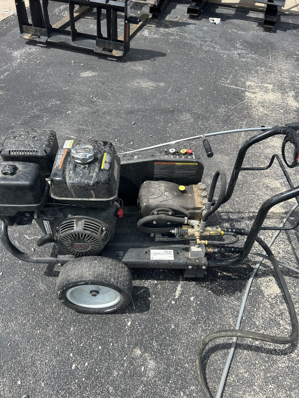 2025 MI-T-M CW-3504-5MGH