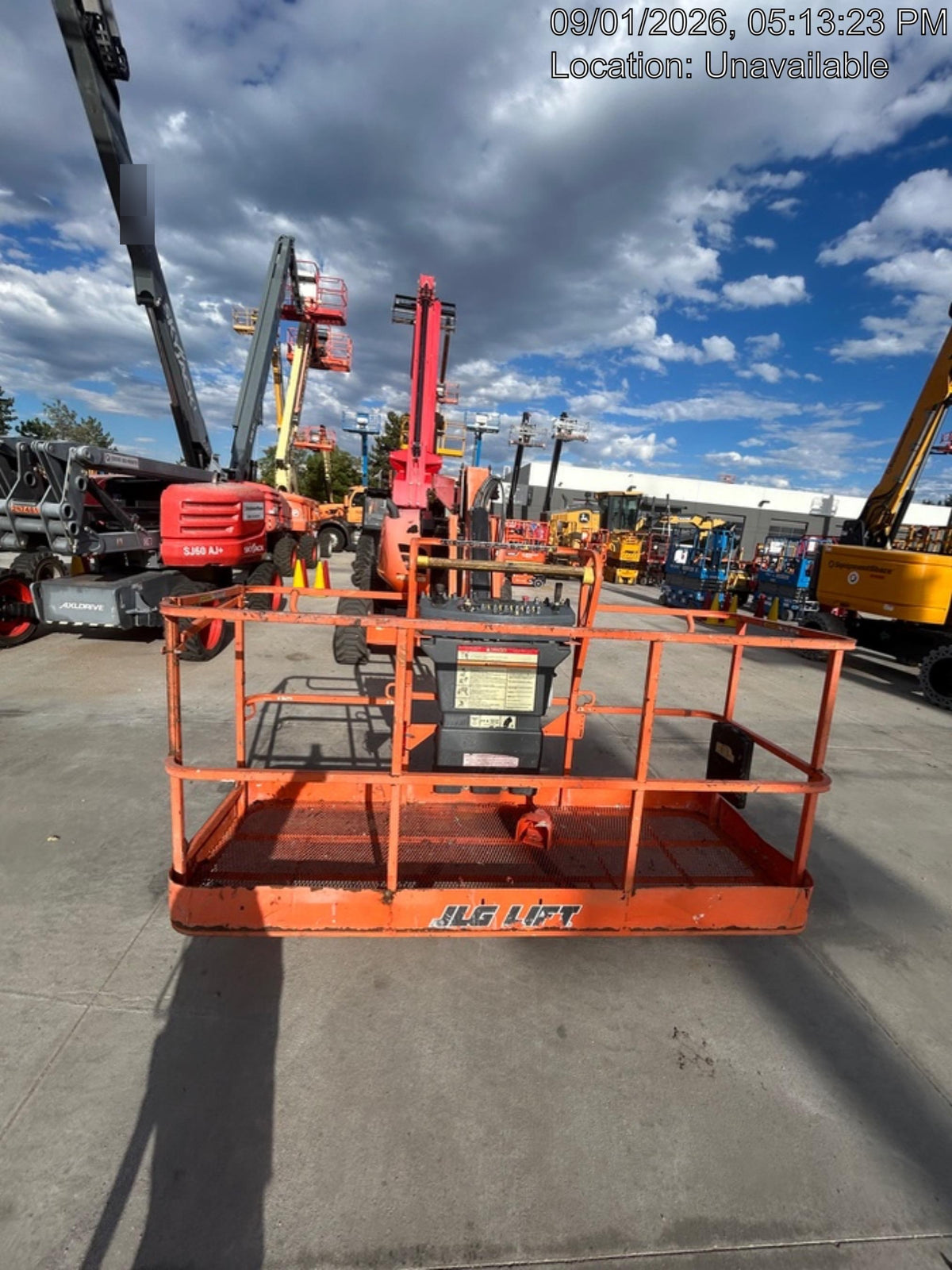 2019 JLG 600AJ