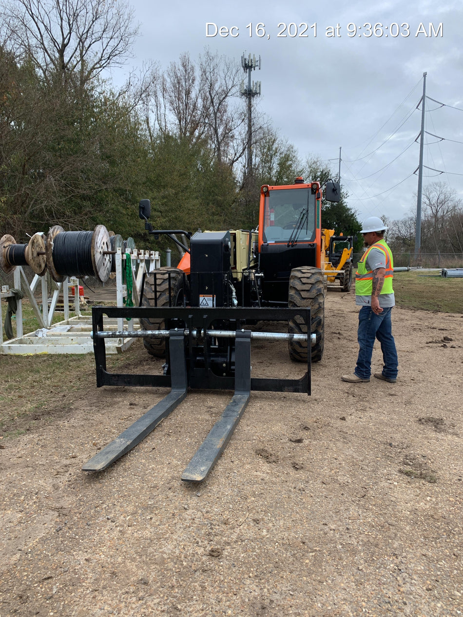 2021 JLG 1732