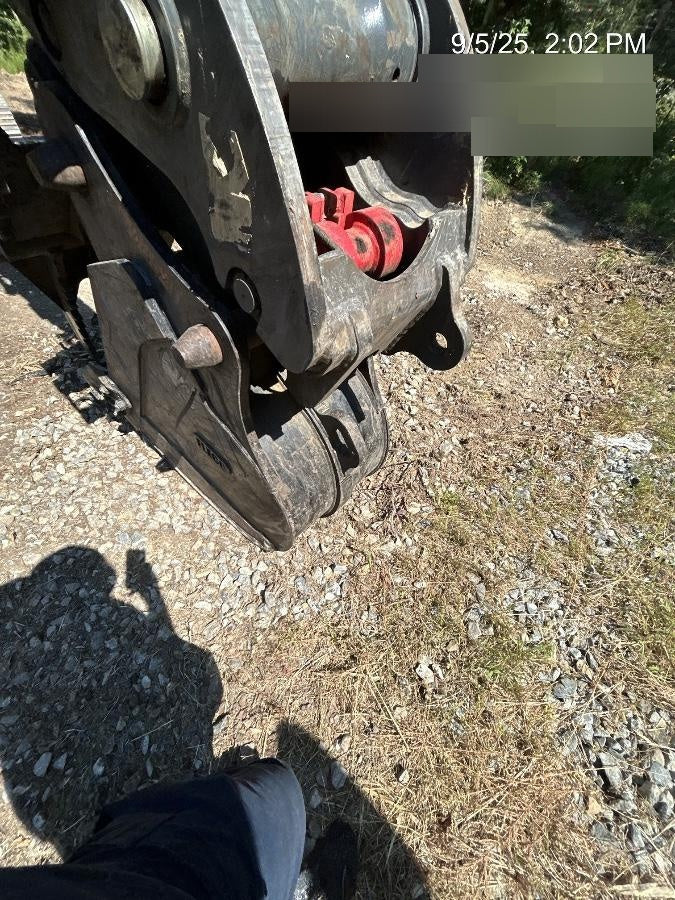 2022 FLECO 24" Bucket 56k - 75k - Fleco