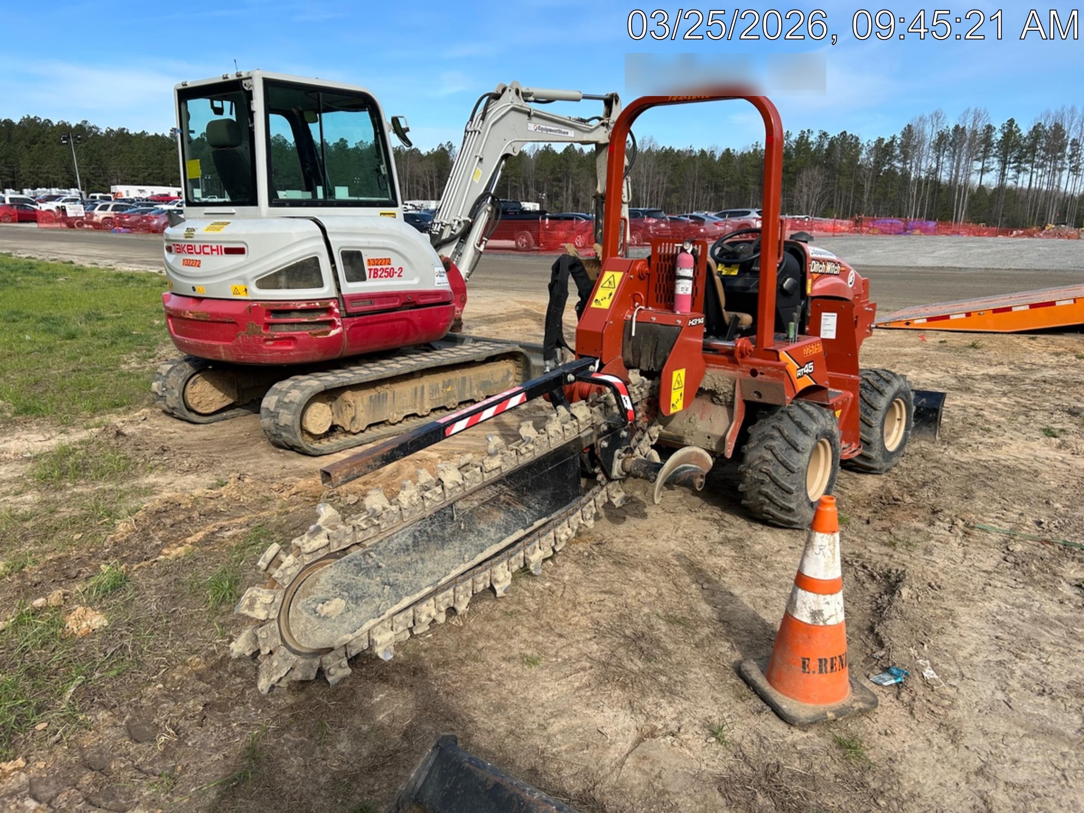 2022 DITCH WITCH RT45A