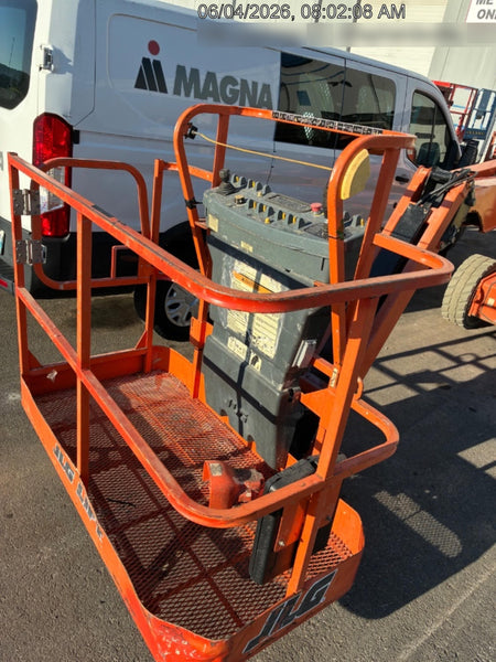 2019 JLG E450AJ