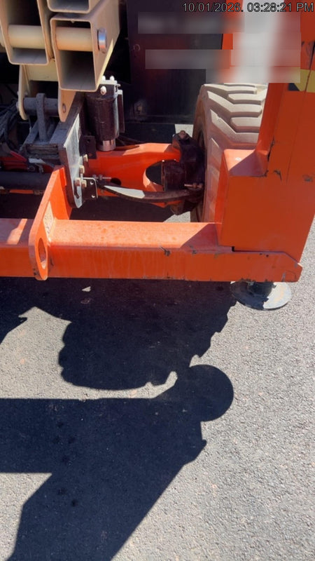 2020 JLG 430LRT