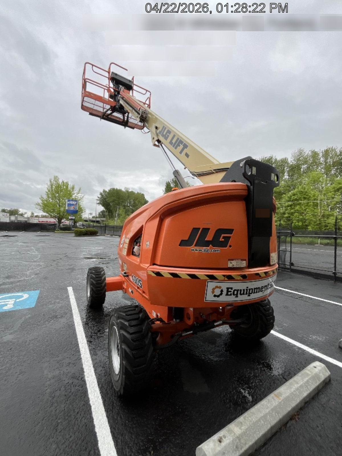 2020 JLG 400S
