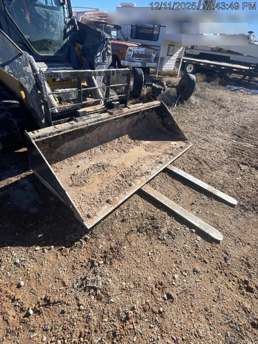 2024 ARROW MATERIAL HANDLING F5100CB - 72"